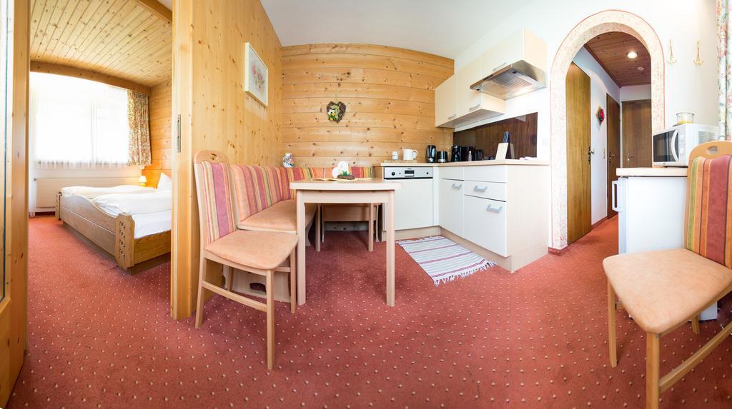 Pension Grubenhof Fulpmes Habitación foto